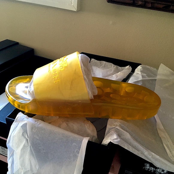 Coach Ulyssa Slides - Picture 5 of 8